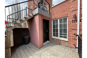 King West Village. 1 Bedroom, 2 Level Townhome In The Electra Towns, Rent Includes Heat, Hydro And Underground Parking !