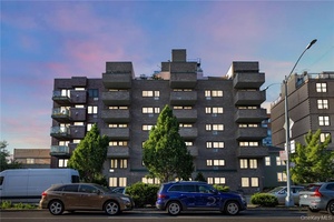Absolutely superb location right on the border of the two most popular South Brooklyn neighborhoods, Brighton Beach and Sheepshead Bay !
