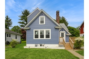 Charming Southside Home Near Vassar College Fully Renovated with Luxurious Upgrades Welcome to your dream home, perfectly situated near Vassar College in the desirable Southside neighborhood.
