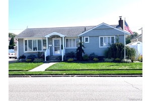 Move right into this beautiful redone homein Plainedge School District.