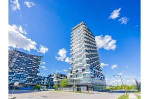 Excellent Luxury Oak Condo With 579 Sf 30 Sqft Open Balcony.