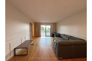 Welcome to this fully furnished, charming home in one of Mississaugas most peaceful and family friendly neighbourhoods.