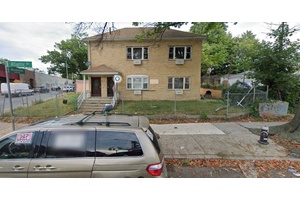 House is Vacant. Brand new construction.