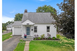 Welcome to 33 Young Avenue a picture perfect, move in ready home located in the coveted Harmon neighborhood of Croton on Hudson.