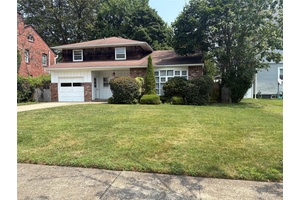 Welcome to Your New Home in NE Freeport !