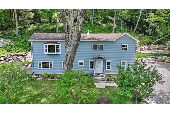 Welcome to 263 Bog Hollow!