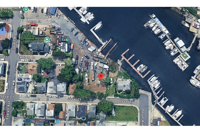 Aerial map of property and surrounding area