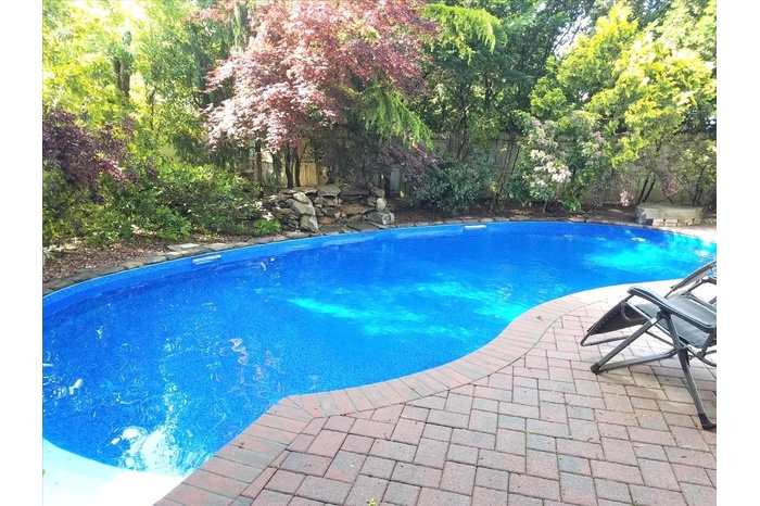 Inground Gas Heated Diving Pool
