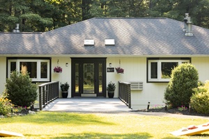 Opportunity knocks. Own a profitable, fully licensed, Inn in Rhinebeck, New York.