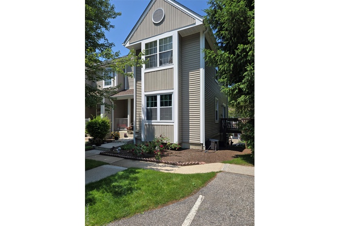 View of front of house with a porch
