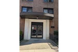 Beautifully updated two bedroom in very well maintained mid rise building in prestigious neighborhood in Forest Hills ; corner end unit not on first floor of building ; new kitchen ...