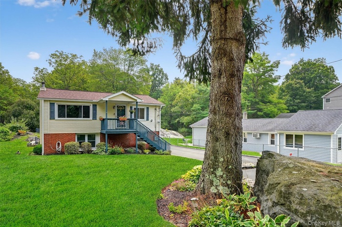 Home Sweet Home! This home beams of pride of ownership.
