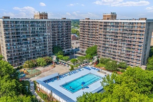 2 bedroom 2 bathroom with terrace in the Village Mall Hillcrest Condo.