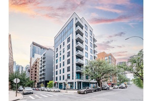 Exceptional Corner One Bedroom Condo with Floor to Ceiling Windows in Prime Long Island City Located in the Queensboro Tower, Residence 9C is a rare south facing corner unit, and ...