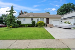 Stunning Split Level Home in Prestigious Neighborhood !