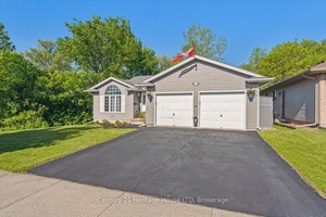 The home you've been waiting for !