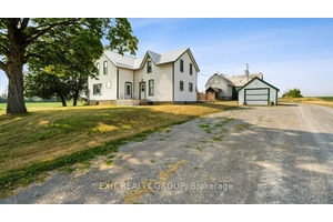 Farmhouse on desirable Casey Road just minutes to town.