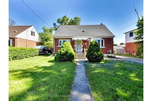 Well Kept And Renovated Upper Unit Of This Beautiful 1.