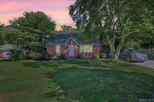 Welcome to 188 Donegan Ave.