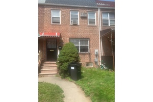 One family house in excellent condition with finished basement, one car garage with driveway.