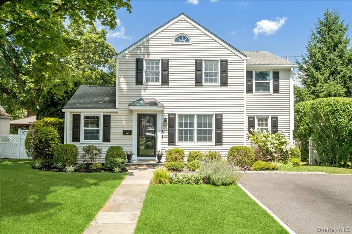 Welcome to 91 Waverly!