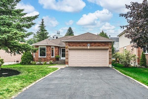 TURNKEY BRADFORD BEAUTY WITH CUSTOM KITCHEN amp ; EVERY CONVENIENCE CLOSE BY !