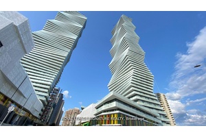 Nice Unit in Luxurious Sought after M City 2 Condos !