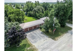 Large Lot with Side split brick home, 3 levels bedrooms up Main Living Dining Room and Kitchen and lower has Rec room and laundry, Upper is Bedrooms and Bathroom Attached ...