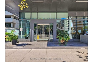 Beautiful Executive One Bedroom Suite On Bay And College Facing West With Great City Views Including Cn Tower.