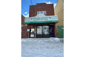 It is a beautiful Mix use property in the vicinity of INTERNATIONAL AIRPORT.
