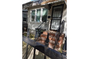 close to all the highways and JFK international airport, Additional information Interior Features Lr Dr