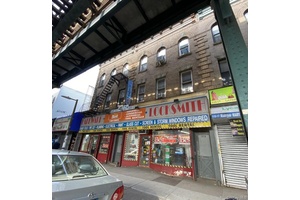 This is a 3 Property Sale for Investment or Development.