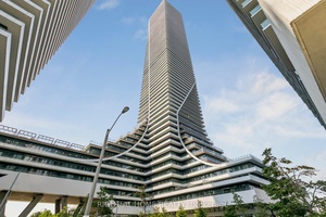 Welcome to this beautiful one bedroom den condo offering breathtaking views of Lake Ontario and the Toronto skyline.