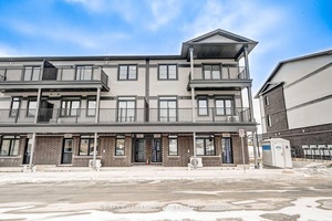 End Unit Urban Town, Recently Built Unit Offers Spacious Layout On The Same Floor.