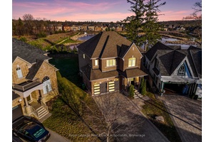 Cottage Retreat ! Ravine amp ; Extra Deep Lot.