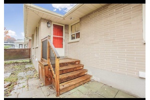LEGAL BASEMENT ! ! ! Rent The Lower Level in this beautifully maintained Detached Bungalow.
