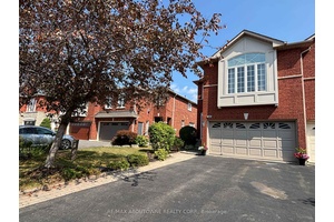 RARE offering ! ! ! Double car garage with inside entry to garage, Starlane Semi Detached home in a family oriented Westmount neighbourhood.