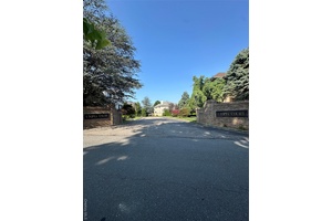 11, 550 square feet vacant land.