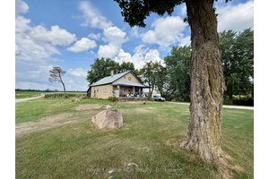 Discover a property rich with history !