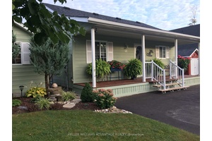 Welcome to your new home in Wasaga !