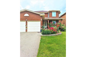 FURNISHED APARTMENT Spacious amp ; Bright, Cleaned 2 Bedroom and 2 Full Washroom Basement Apartment for rent in the community of City Centre, Square One, Mississauga.