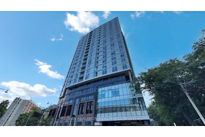 This one bedroom plus study, built by renowned developer Menkes, offers a smart and efficient layout.