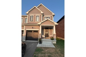 Beautiful 2 storey townhome available to rent in Calderwood area of Thorold.