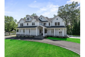 This stunning new construction home offers the perfect blend of modern luxury and timeless design embracing clean lines, open spaces and seamless transitions between rooms.