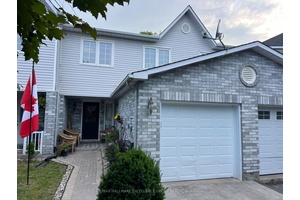 Investor Alert ! This attractive and well maintained townhome in desirable Rockland is bright amp ; welcoming.