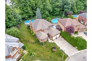 Remarks Public Welcome to 72 Hilborn Avenue a meticulously cared for, all brick home located in one of Cambridges most sought after communities.
