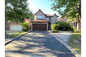 Location ! Location ! Rare Rental Opportunity !