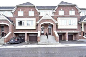 Bright and beautiful modern townhome with 3 1 bedrooms, 3 washrooms, and an attached garage Move In Ready !
