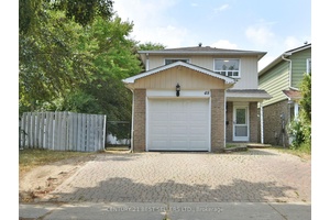 Prime North Agincourt Location !