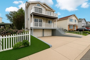 Legal multi family with two spacious, stylish units, each offering 3 bedrooms, 2 full baths, a private deck, in unit washer dryer, and a cozy wood burning fireplace 6 beds ...